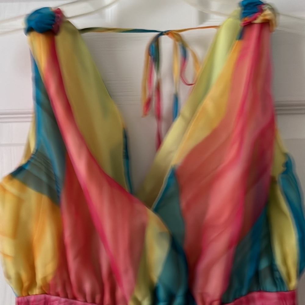 Dress - Picture 2 of 4